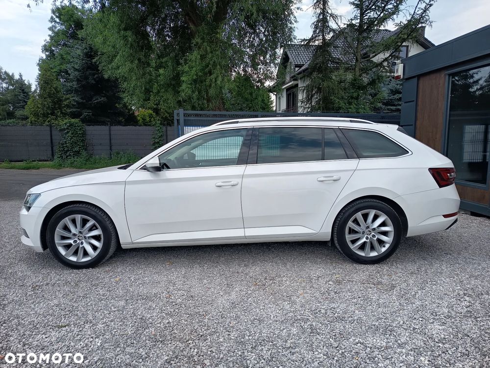 Skoda Superb 2.0 TDI Style DSG7 - 4