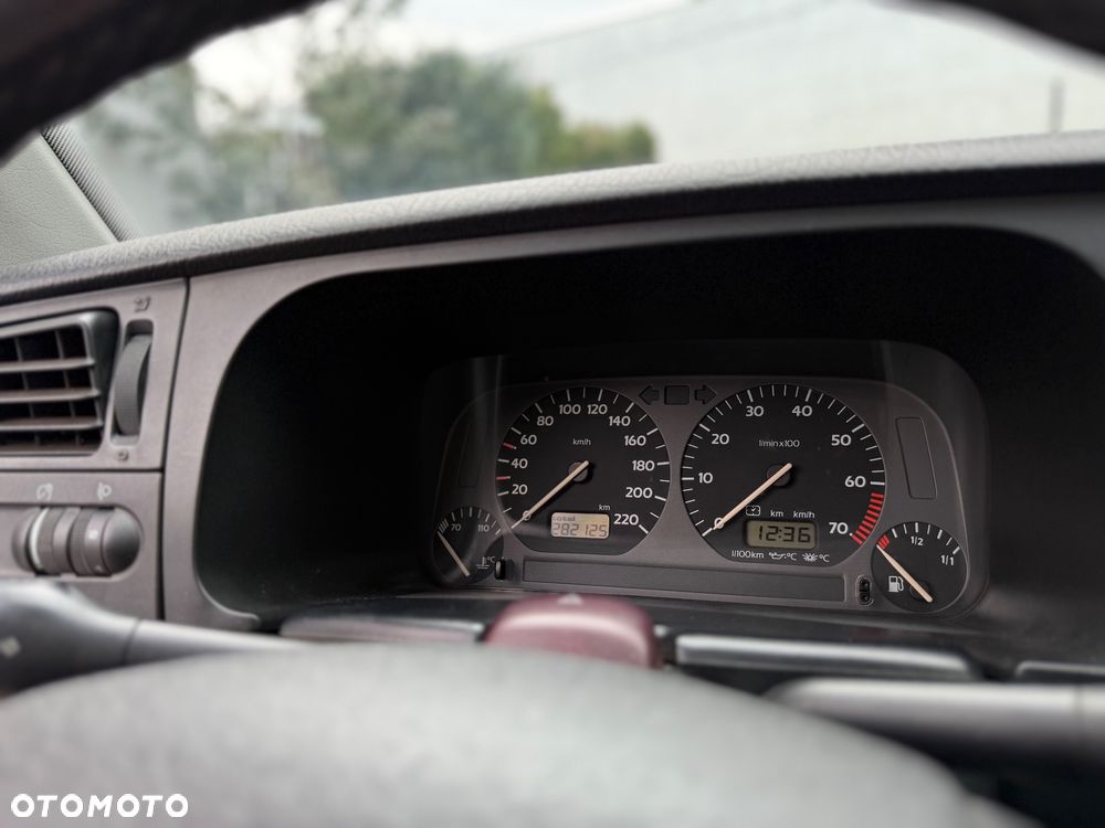 Volkswagen Golf - 19