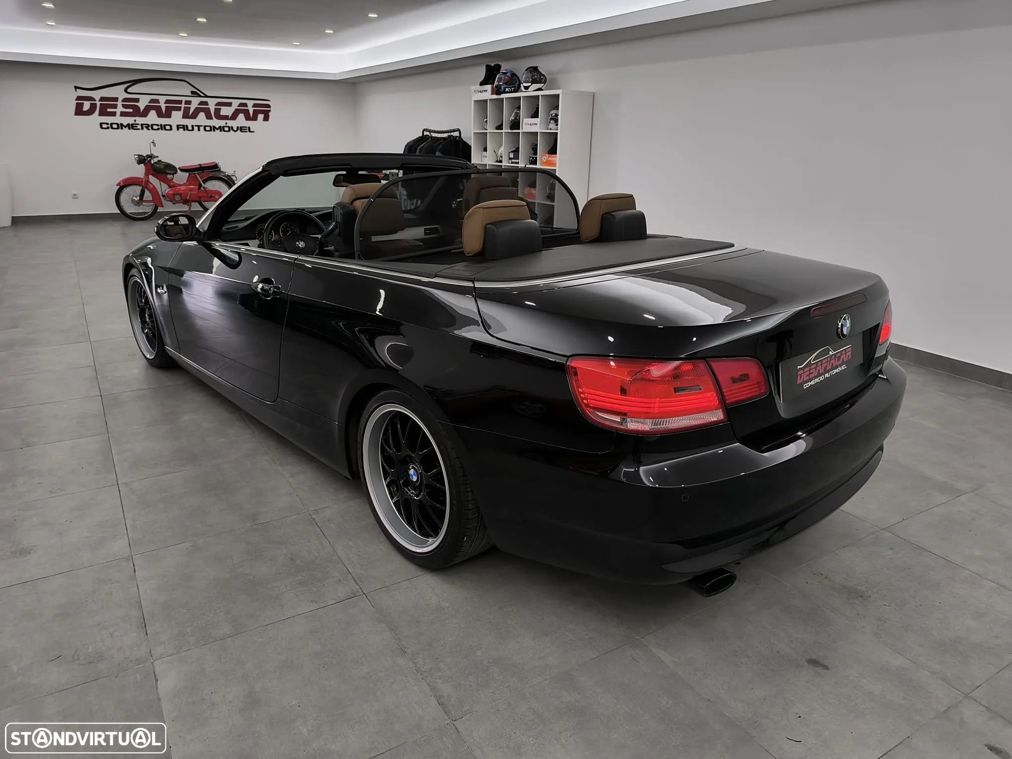 BMW 320 i Cabrio - 10