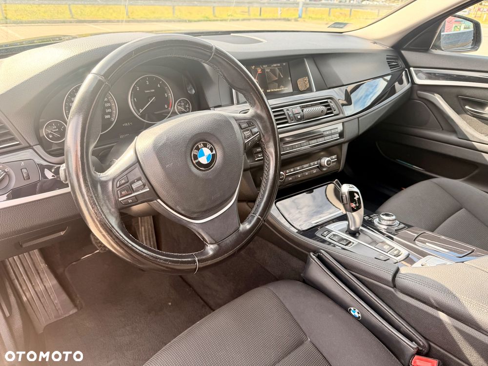 BMW Seria 5 518d - 9