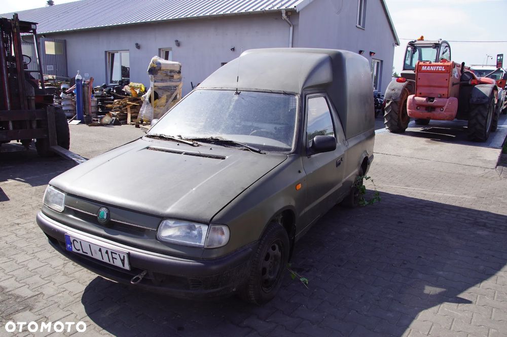 Auto na części - Skoda Felicia Pickup 1.9 D 64 KM AEF 002300041R 1998R Silnik Skrzynia Drzwi Szyba Maska Lampa Lusterko Deska Kokpit Sterownik Moduł Czujnik Fotel Licznik Kierownica - 1