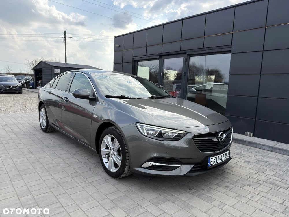 Opel Insignia 1.5 T Exclusive S&S - 10