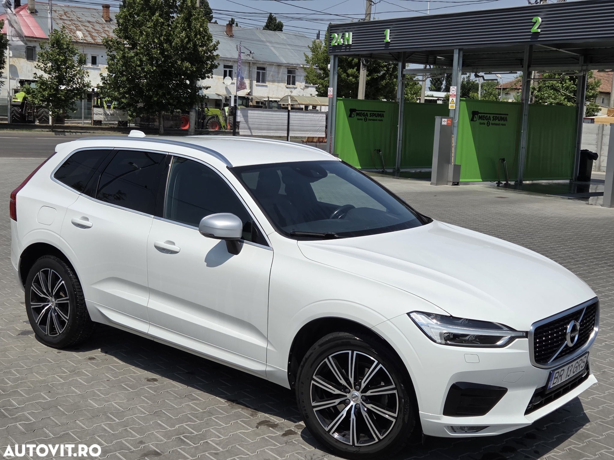 Volvo XC 60 D4 AWD R-Design - 2