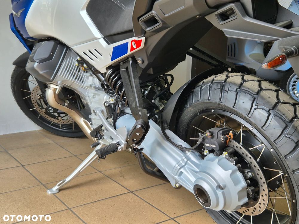 Moto Guzzi Stelvio - 12