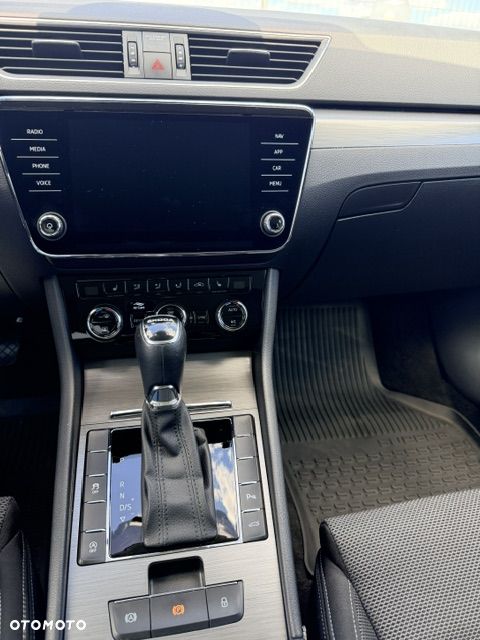 Skoda Superb 2.0 TSI Style DSG - 14