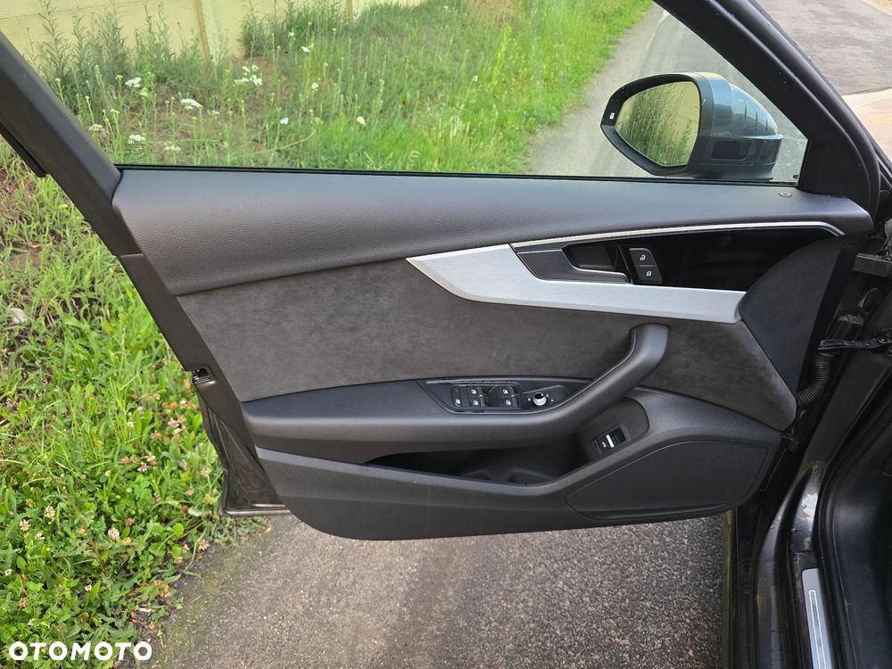 Audi A4 Avant 45 TFSI quattro S tronic S line - 15