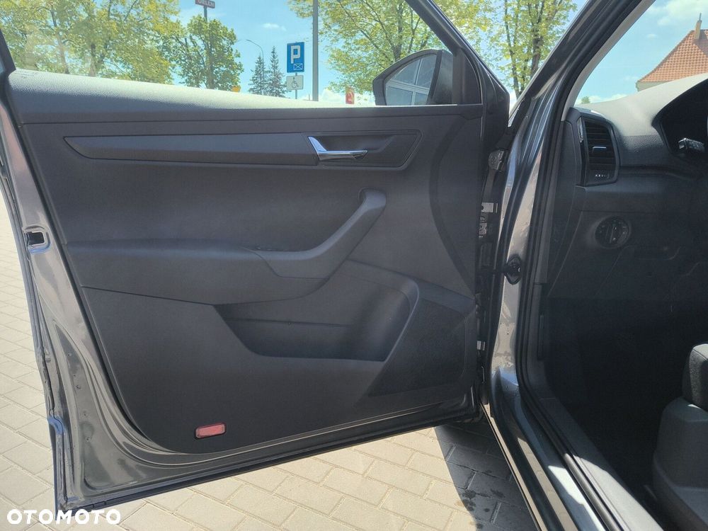 Skoda Karoq 1.0 TSI Essence - 11
