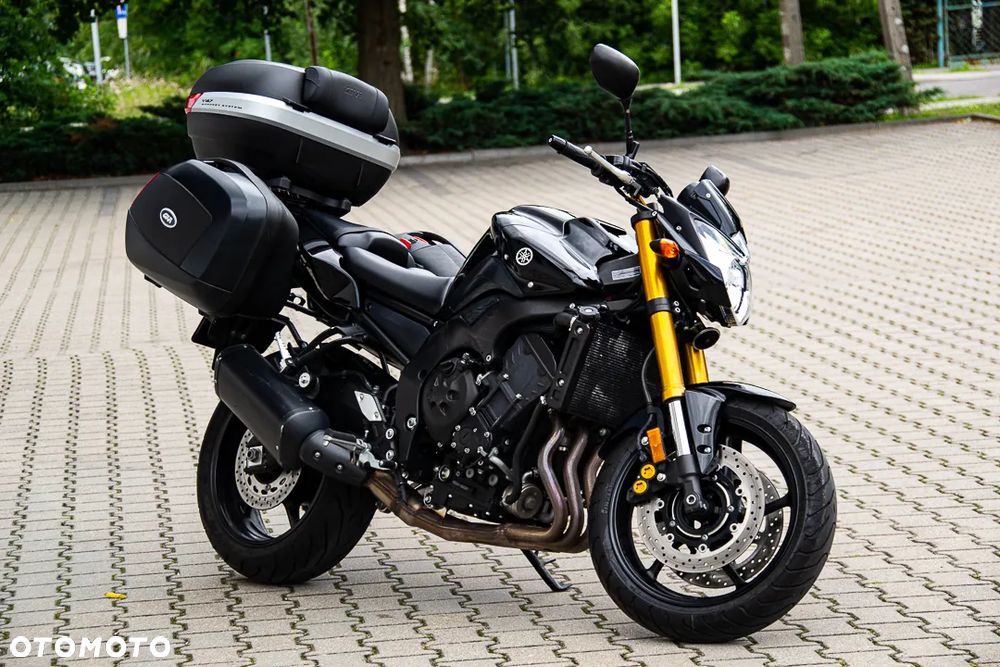 Yamaha FZ8 - 2