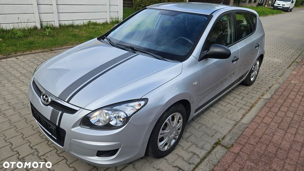 Hyundai i30 1.4 Comfort - 1
