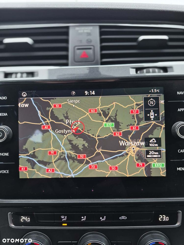 Volkswagen Golf - 27