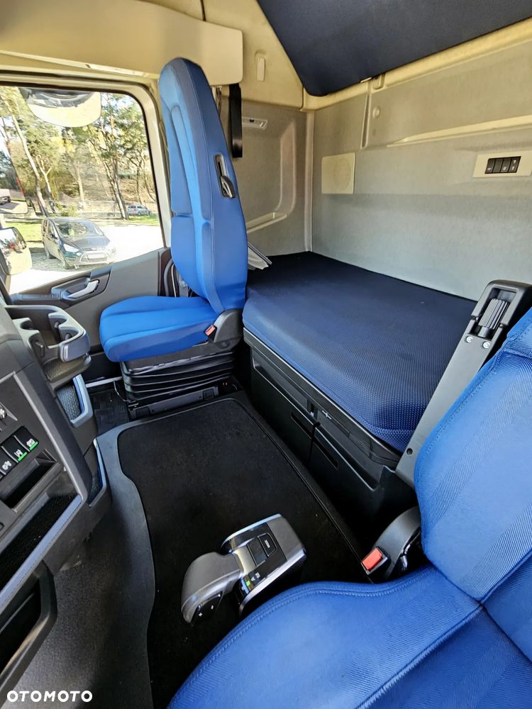 Volvo FH460 / 6X2 BDF / ZŁOTY KONTRAKT / ACC / MATRIX - 9