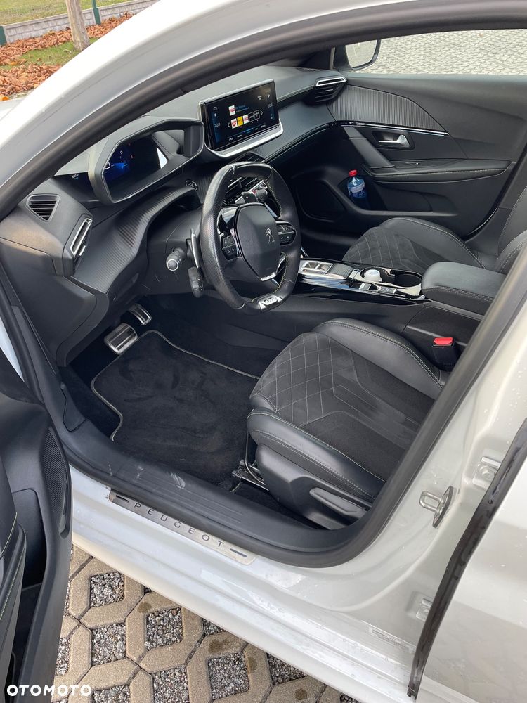 Peugeot 208 1.2 PureTech GT Pack S&S EAT8 - 29