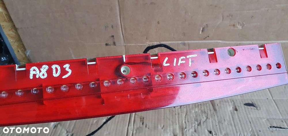 Trzecie światło stop Audi A8 D3 4E0945097 4E0945097A 4E0945097B - 8