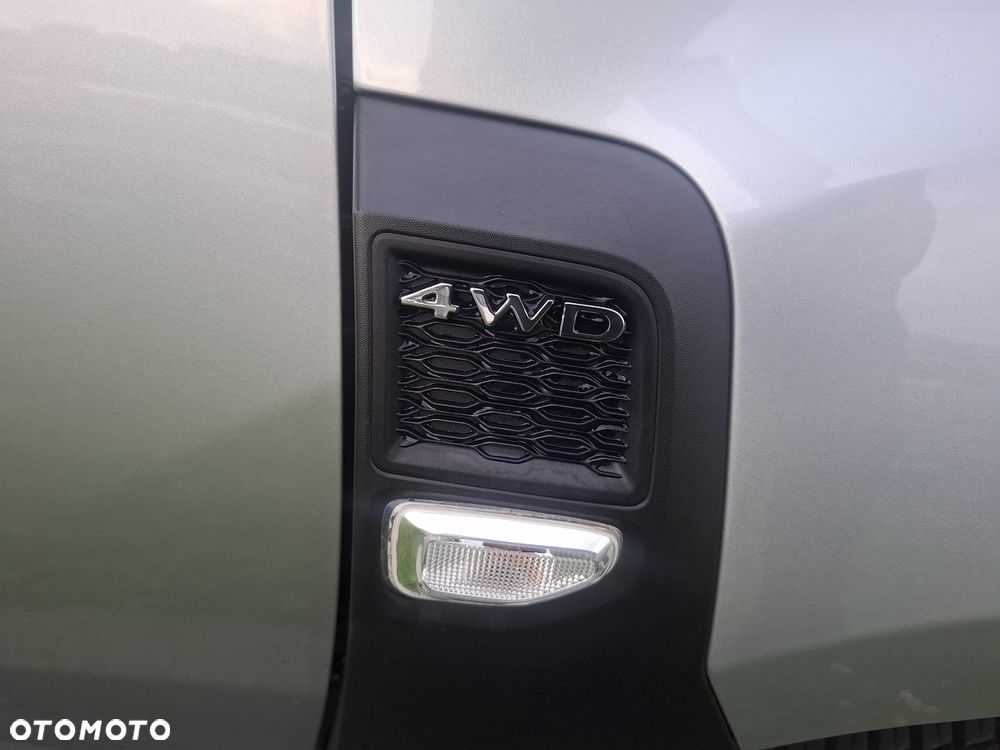 Dacia Duster 1.6 SCe Blackshadow 4x4 S&S - 16