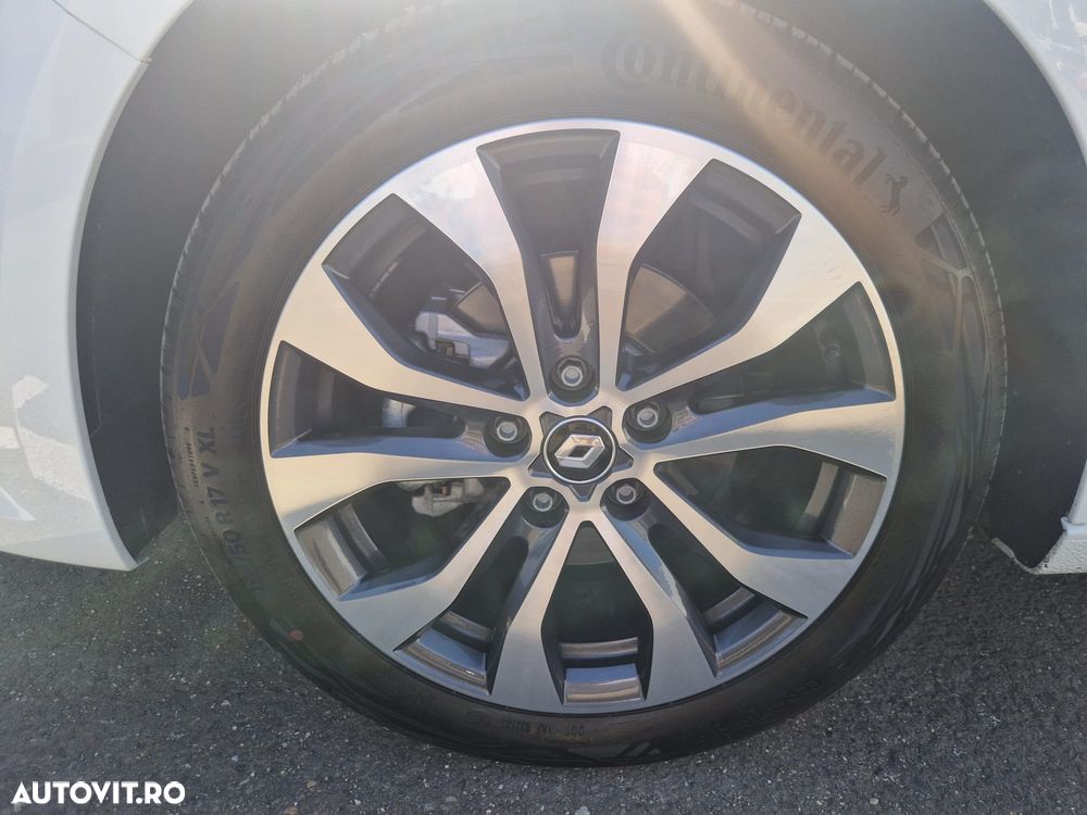 Renault Megane TCe 140 GPF Techno - 7
