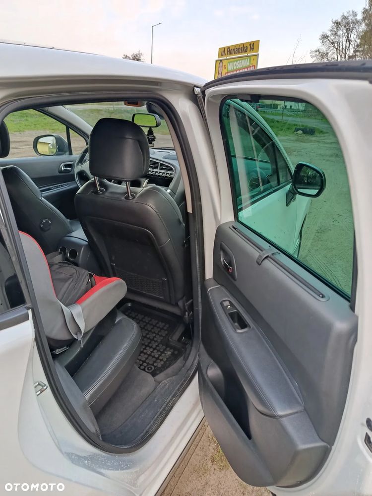 Peugeot 3008 HDi FAP 110 Platinum - 8