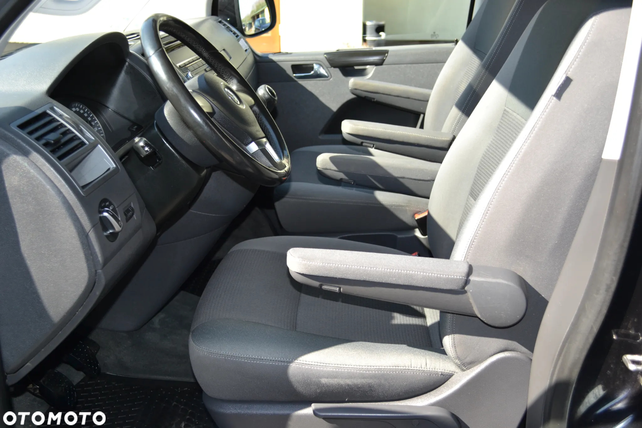 Volkswagen Multivan TDI L1 Comfortline - 27