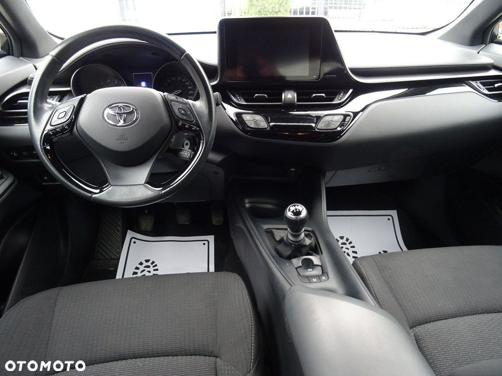 Toyota C-HR 1.2 T Prestige - 10