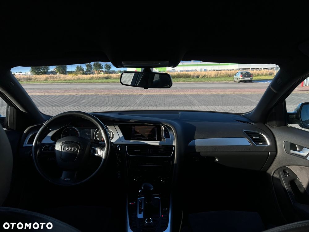 Audi A4 Avant - 26