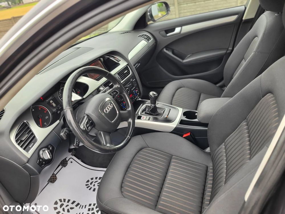 Audi A4 Avant 2.0 TDI Quattro - 14