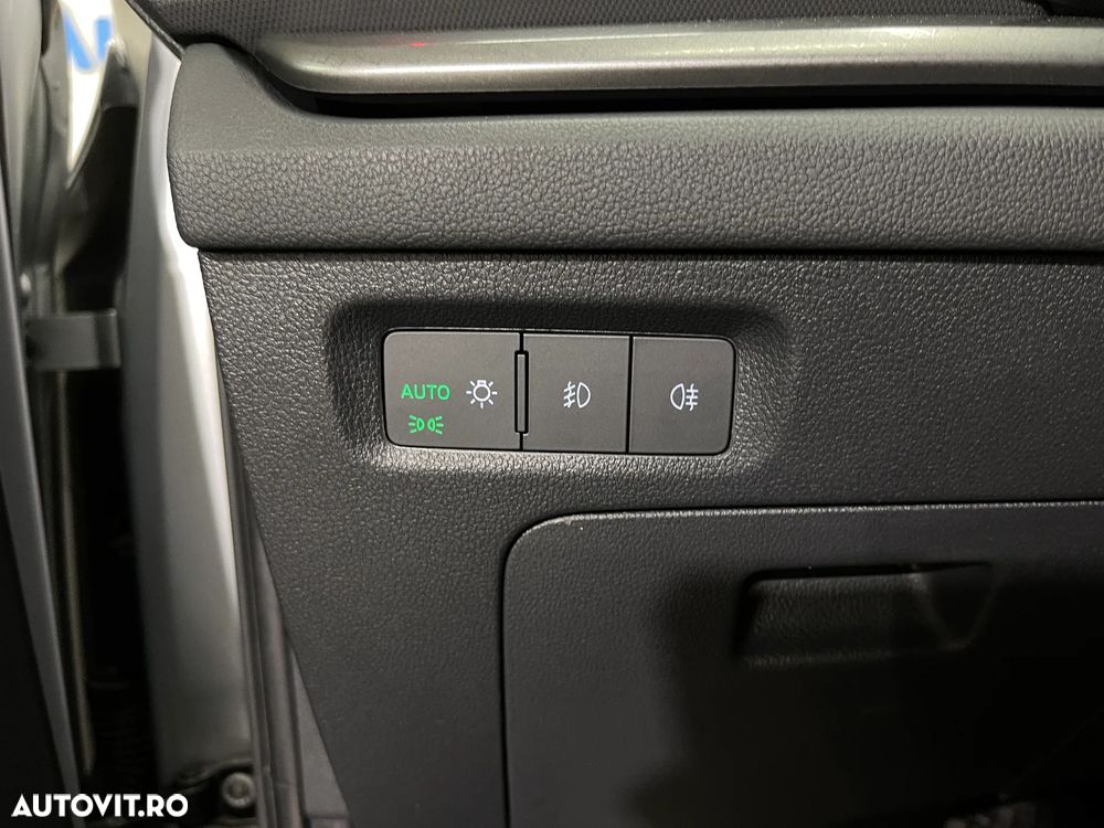 Skoda Octavia 2.0 TDI DSG Ambition - 21