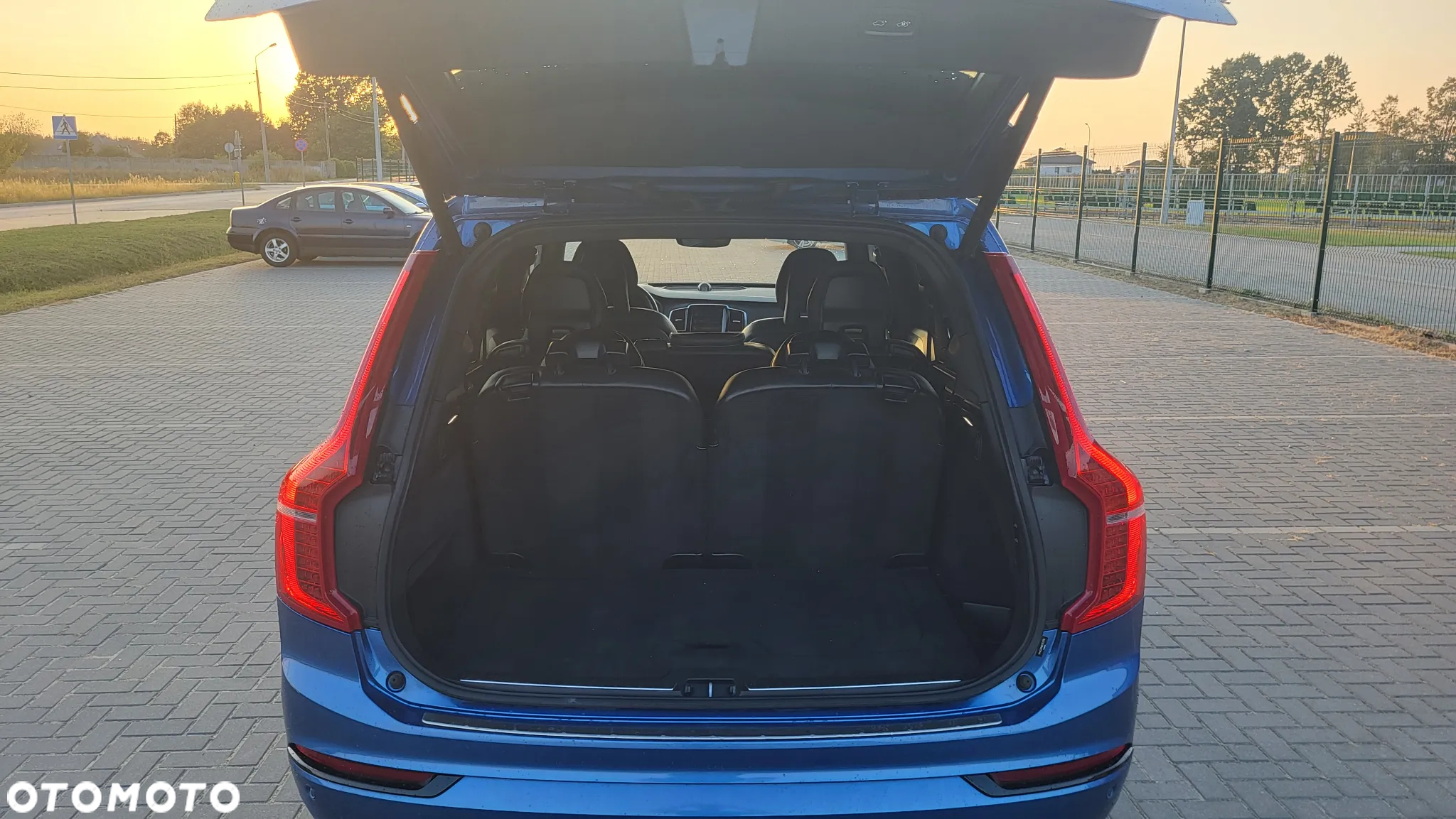 Volvo XC 90 T6 AWD R-Design 7os - 8