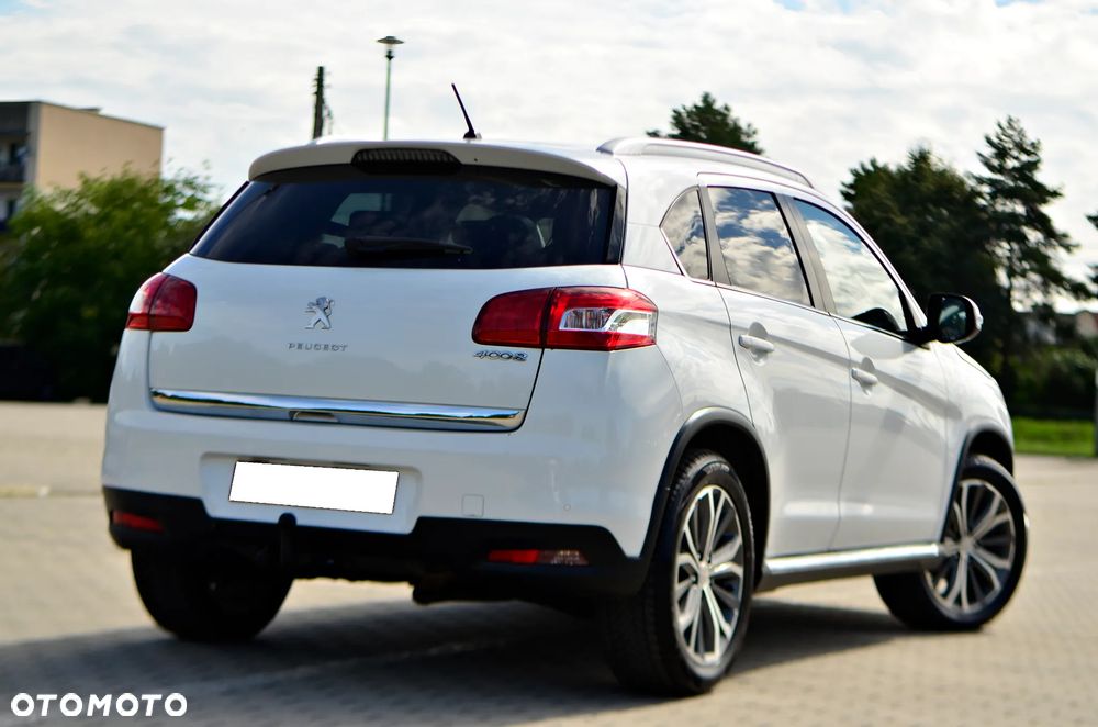 Peugeot 4008 - 9