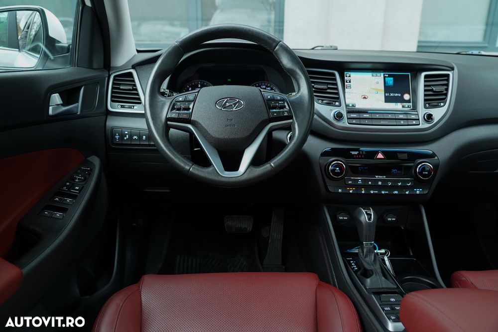 Hyundai Tucson 2.0 CRDI 4WD Automatik Premium - 14