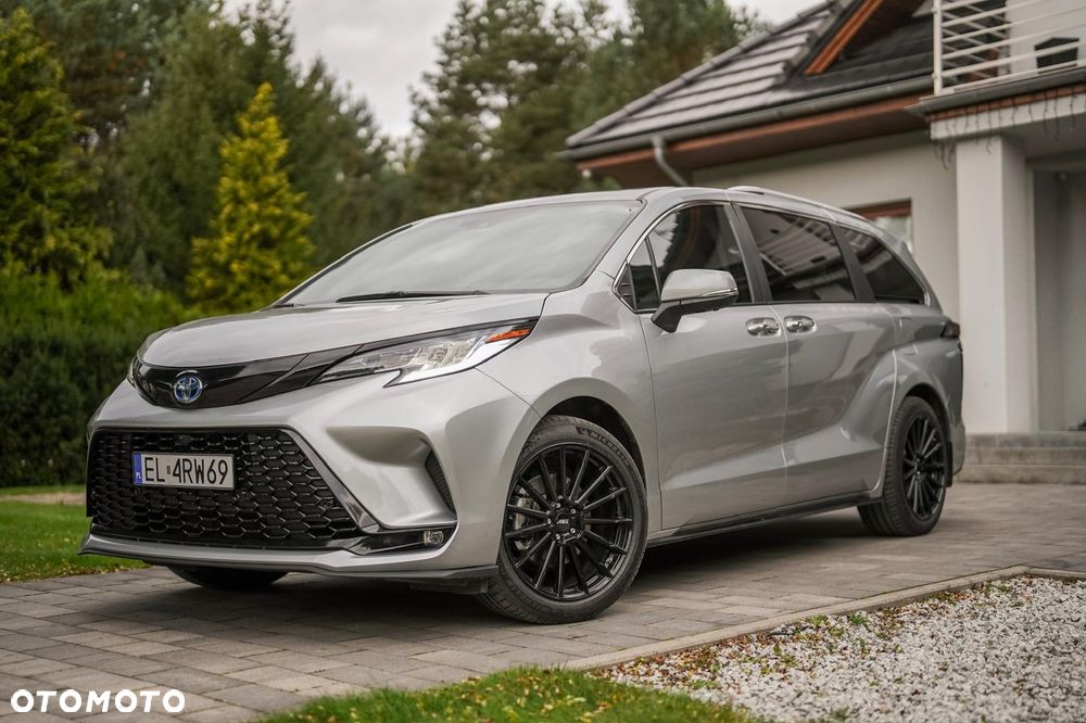 Toyota Sienna - 22