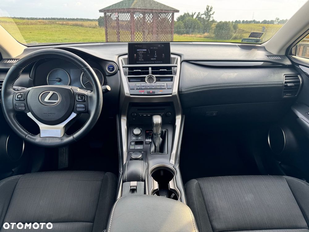 Lexus NX 300h Elite 2WD - 9