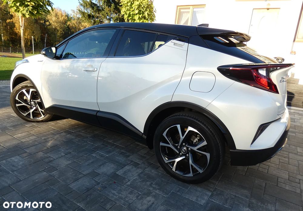 Toyota C-HR 2.0 Hybrid Executive - 21