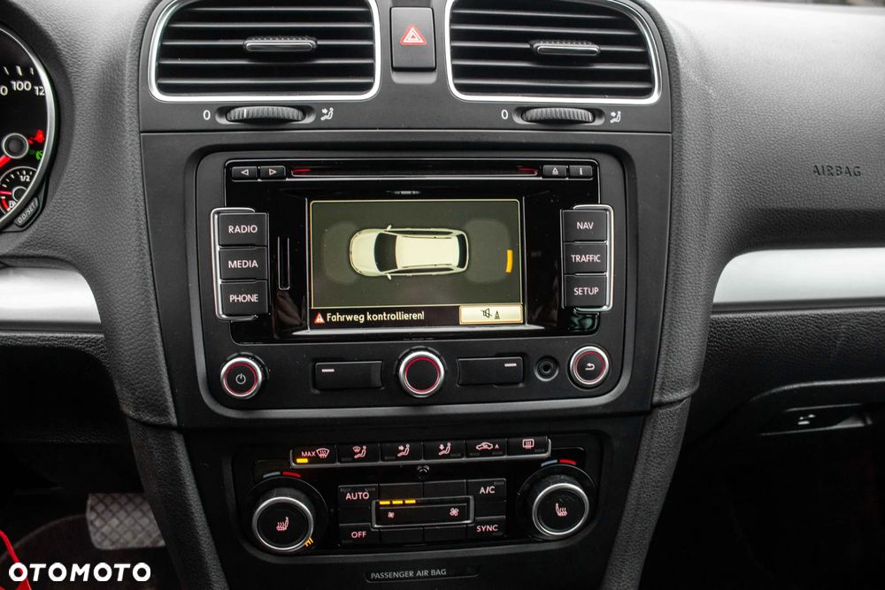 Volkswagen Golf 1.4 TSI Highline Optimum DSG - 17