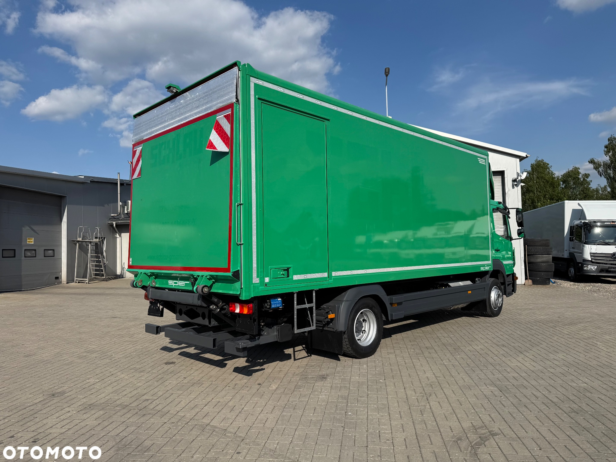 Mercedes-Benz ATEGO - 6