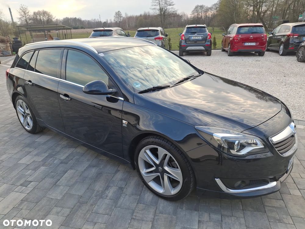 Opel Insignia 1.6 SIDI Turbo ecoFLEX Start/Stop Sport - 2