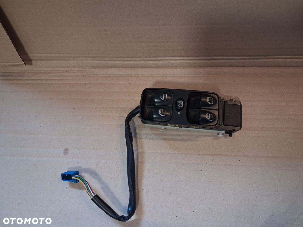 Przełączniki szyb lewe MERCEDES C KLASA W203  OE - 1