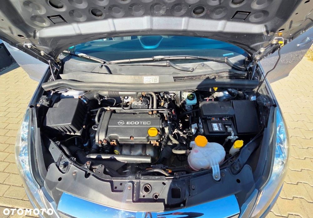 Opel Corsa - 28