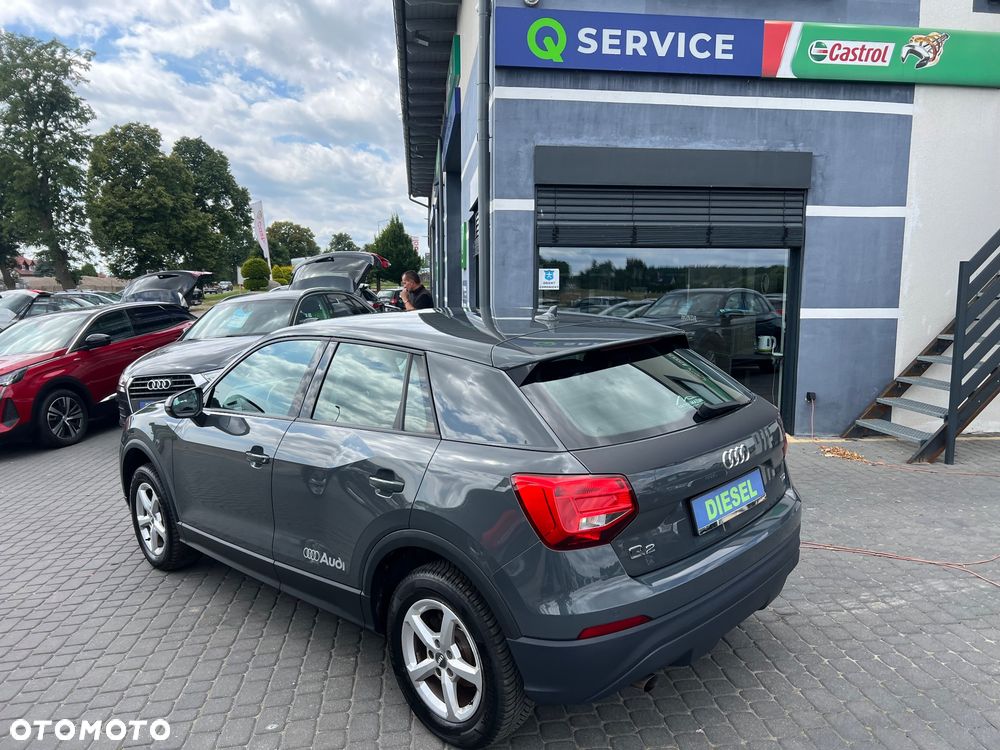 Audi Q2 30 TDI - 10