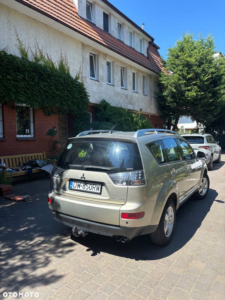 Mitsubishi Outlander 2.0 DI-D 4WD Intense - 5