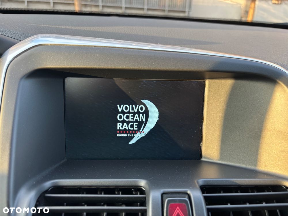Volvo XC 60 D3 Geartronic Ocean Race - 17