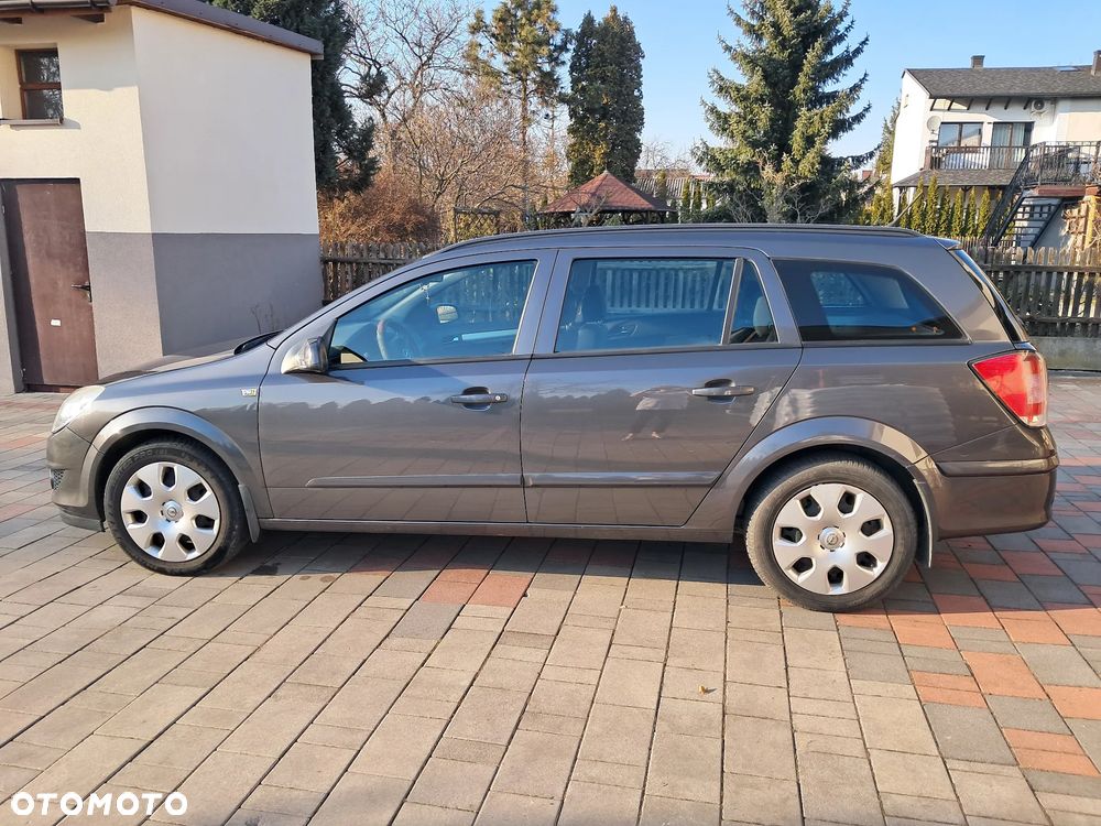 Opel Astra 1.9 CDTI 111 - 7