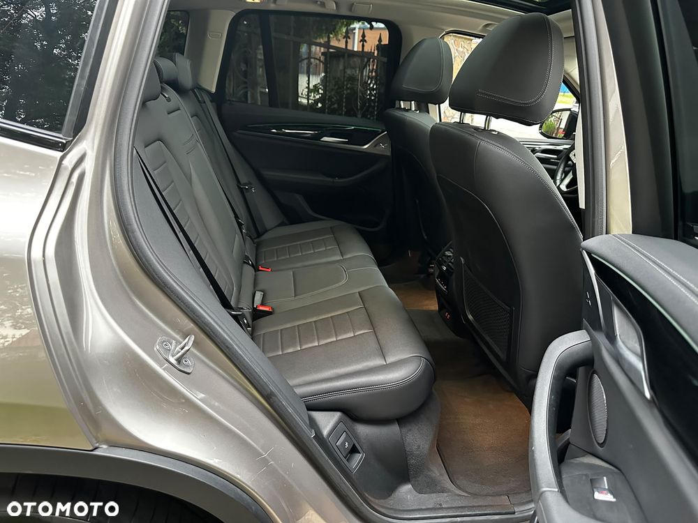 BMW iX3 Standard - 19