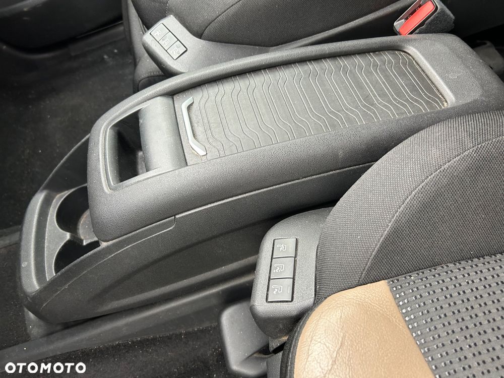 Citroën C4 Picasso 1.6 e-HDi Exclusive ETG6 - 13