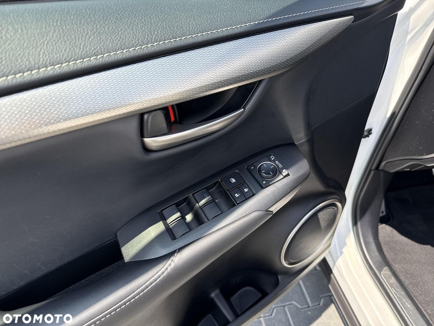 Lexus NX - 18