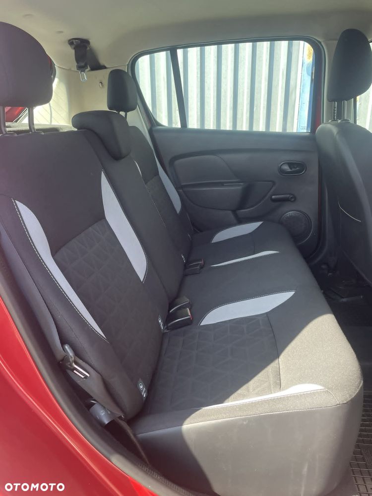 Dacia Sandero Stepway 1.5 dCi - 29