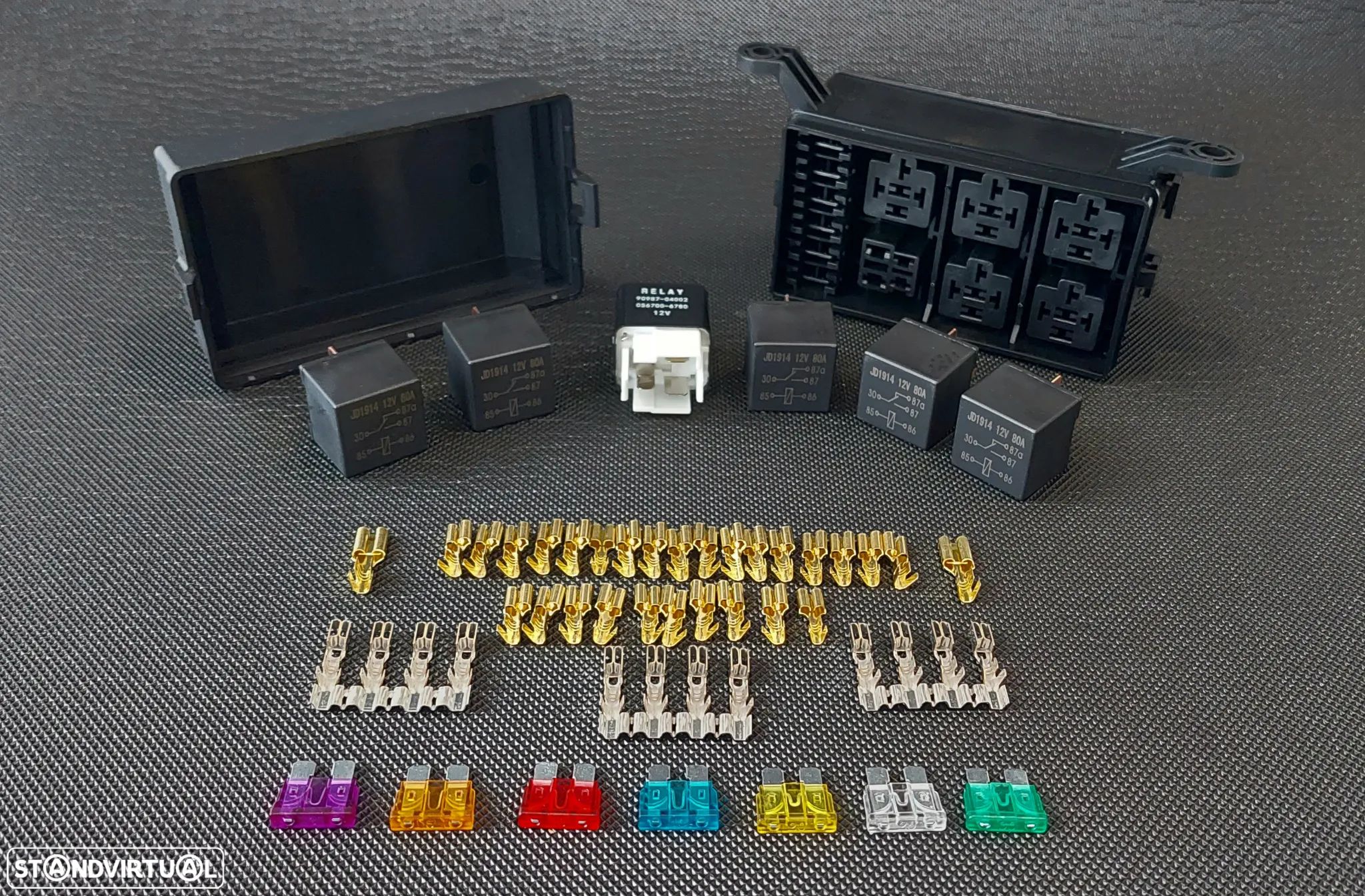 Caixa Suporte de Fusíveis e Reles - Universal + 6 reles - 1