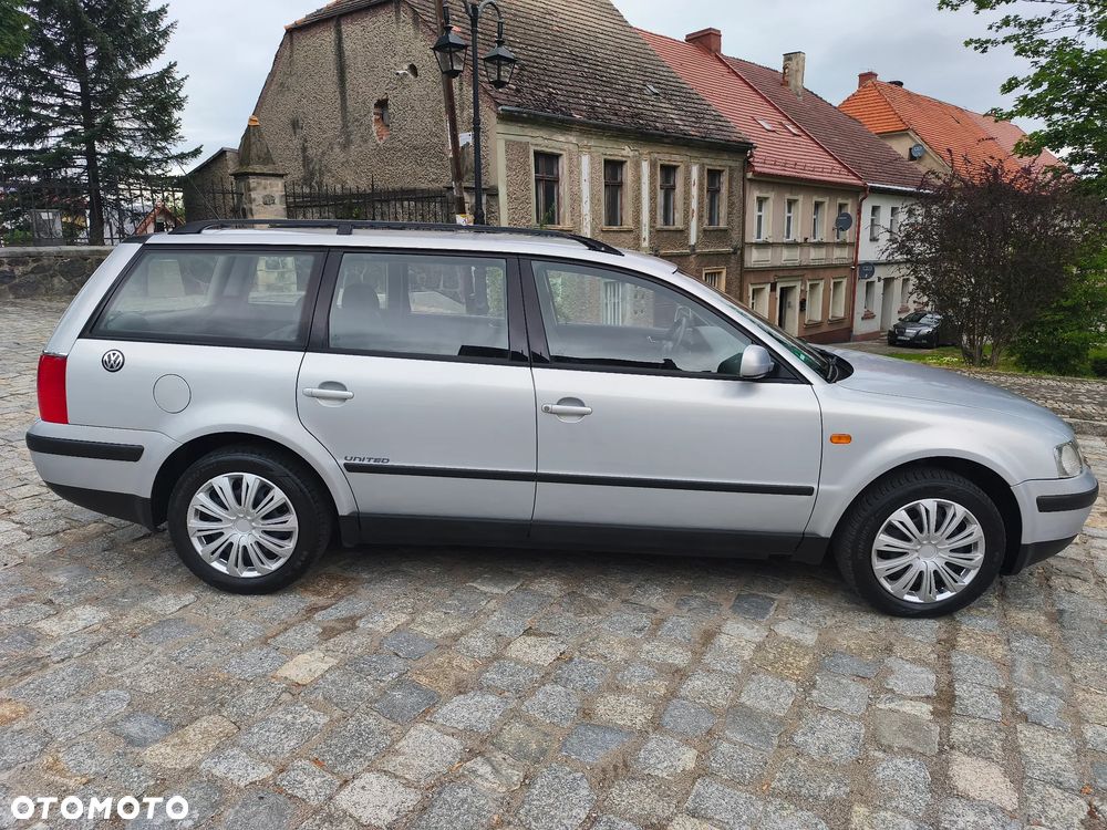 Volkswagen Passat - 5