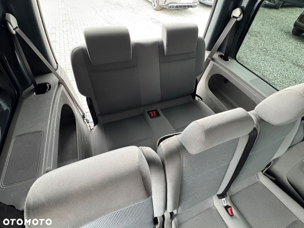 Volkswagen Caddy 1.6 Life (7-Si.) - 29