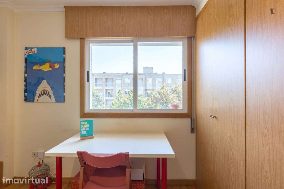 Apartamento com 2 quartos - localizado em Ramalde Porto - Grande imagem: 3/27
