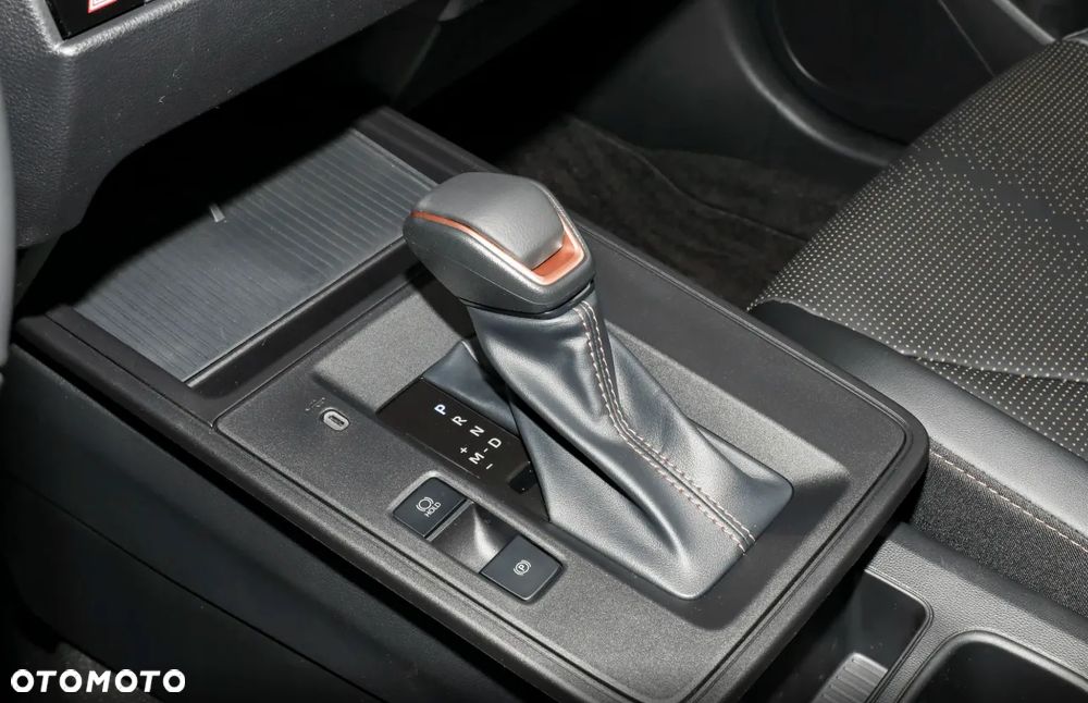 Toyota Corolla Cross - 9