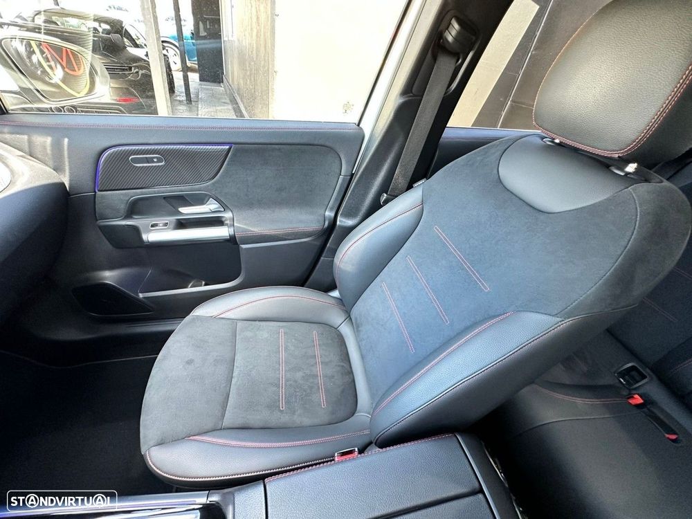 Mercedes-Benz GLA 250 - 23